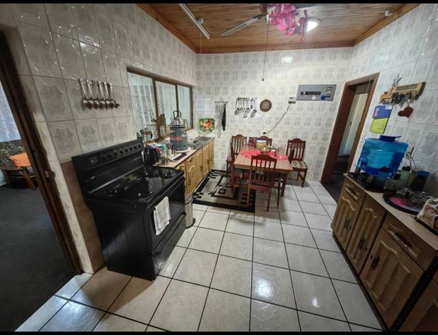 3 BEDROOM HOUSE FOR SALE IN VANDERBIJLPARK CE 2